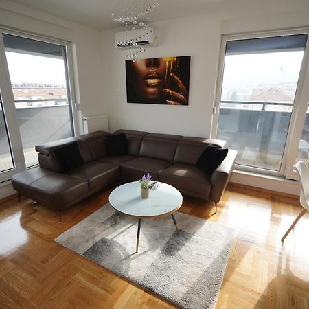 Apartman Venecija Banyaluka Dış mekan fotoğraf