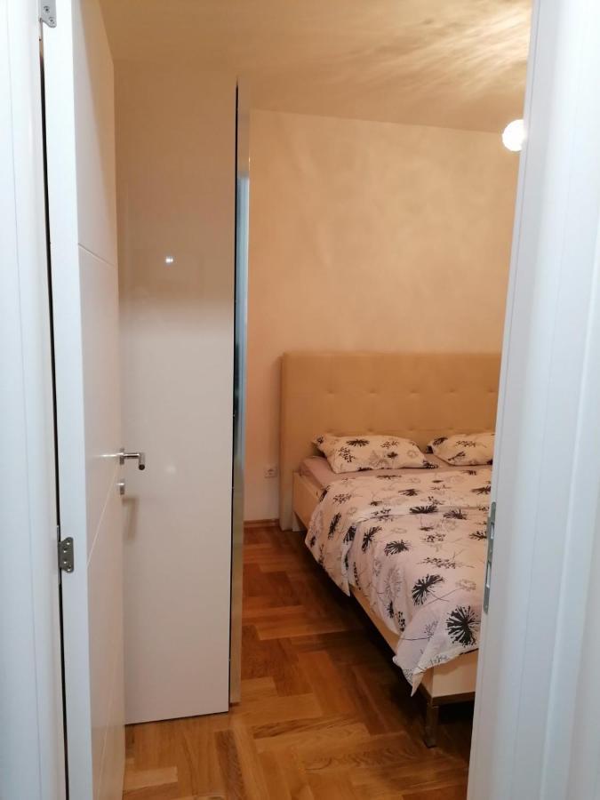Apartman Venecija Banyaluka Dış mekan fotoğraf