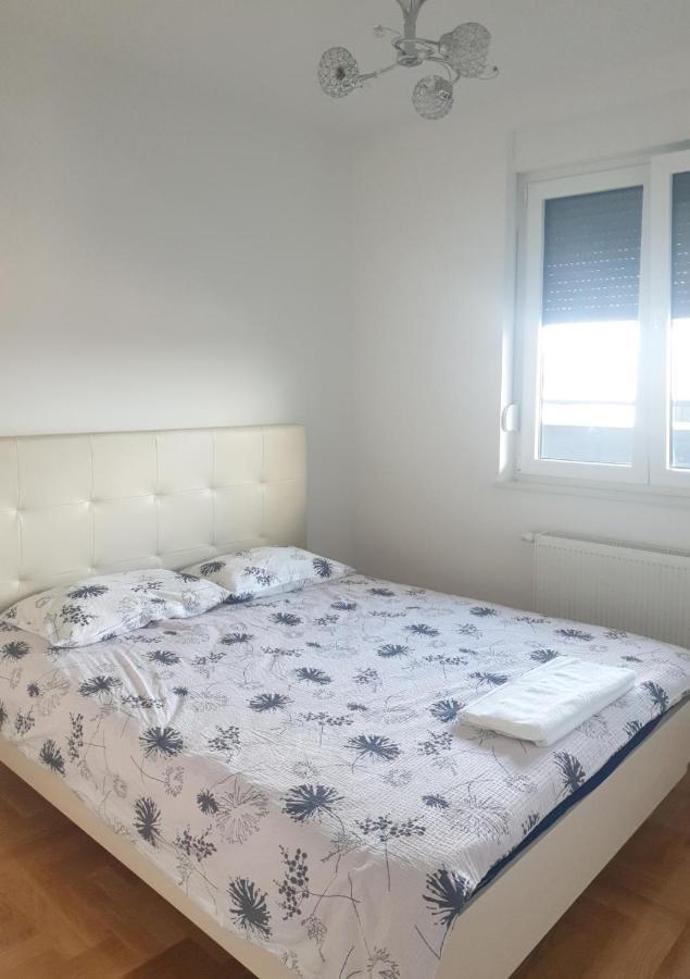 Apartman Venecija Banyaluka Dış mekan fotoğraf