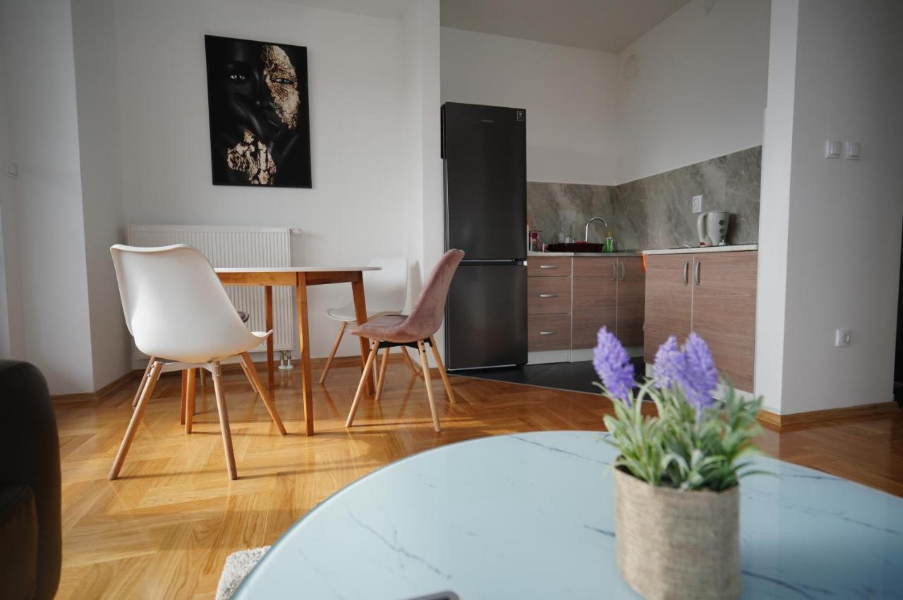Apartman Venecija Banyaluka Dış mekan fotoğraf