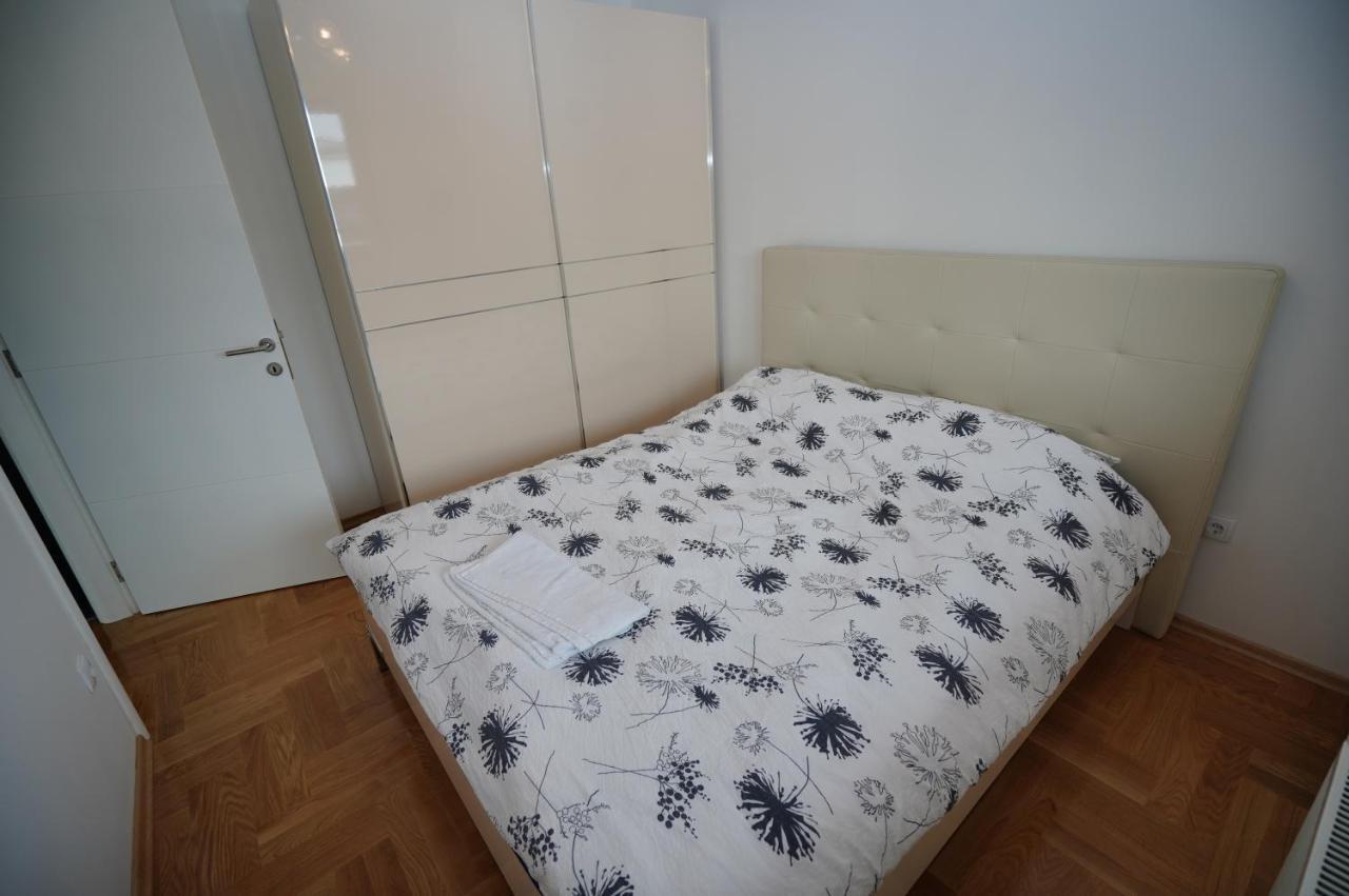 Apartman Venecija Banyaluka Dış mekan fotoğraf
