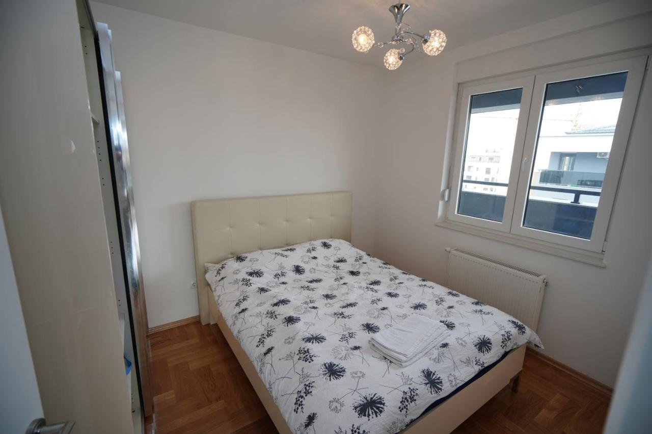 Apartman Venecija Banyaluka Dış mekan fotoğraf